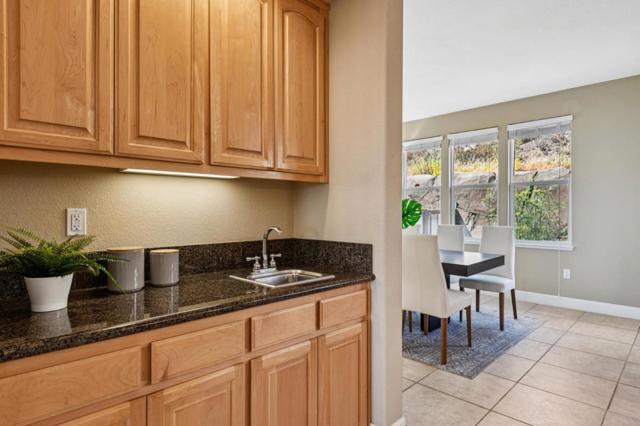 58 Pointe View Place, South San Francisco CA: https://media.crmls.org/mediaz/0872fd61-a963-4f7c-98ac-4ede69534c6b.jpg
