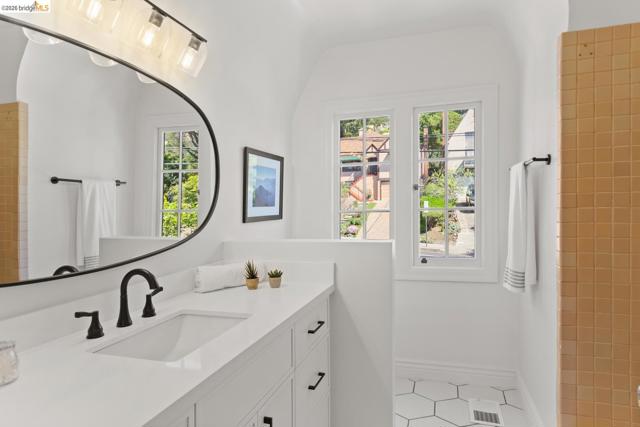 758 Spruce St, Berkeley CA: https://media.crmls.org/mediaz/08735062-5972-4981-8eb2-e5d3494f632a.jpg