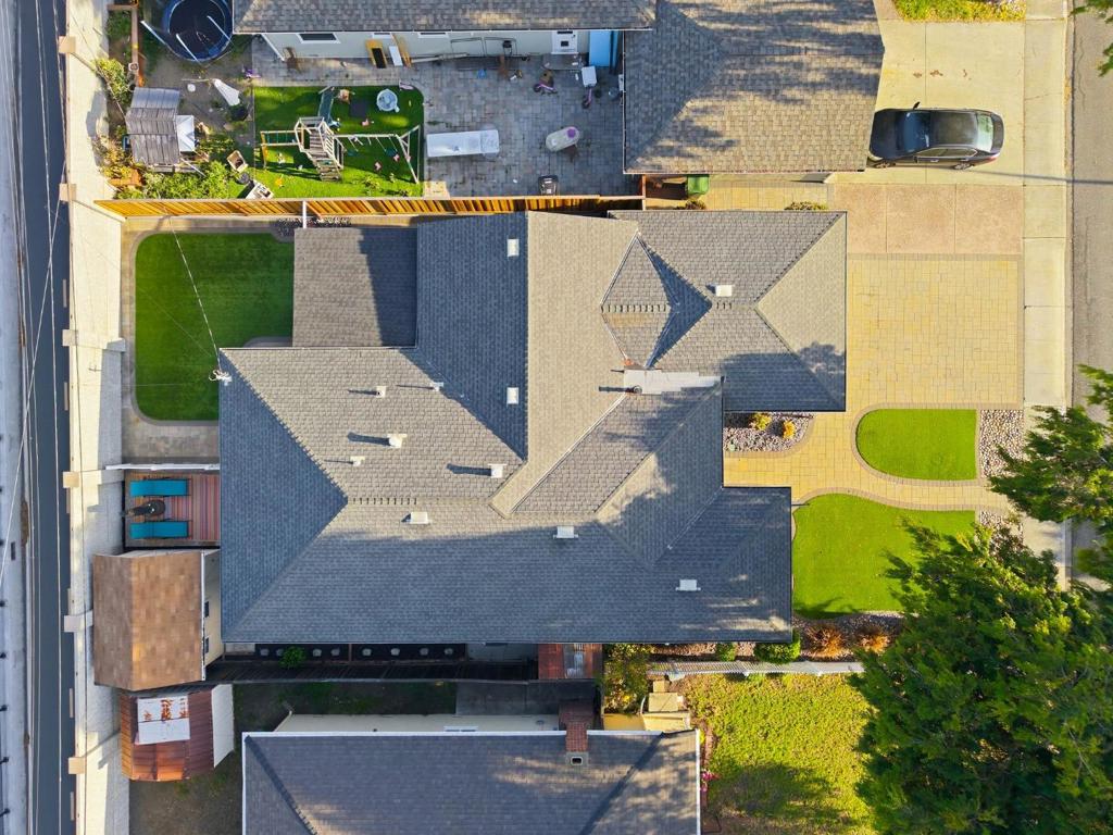 https://media.crmls.org/mediaz/08746f3d-5b2c-48ba-8f48-52c751d25f2e.jpg?preset=X-Large