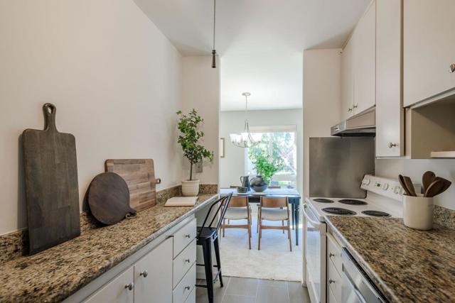 815 N Humboldt Street, San Mateo CA: https://media.crmls.org/mediaz/0874cb43-94c1-413a-b27d-0b58a7b793dd.jpg