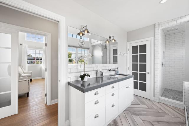 Image 17 of 41 For 4221 Albatross Drive