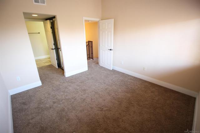 3955 Nobel Dr, San Diego CA: https://media.crmls.org/mediaz/08777552-611a-401a-8d17-9c0f76dbc86d.jpg