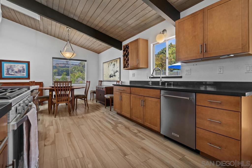 2512 San Joaquin - photo 18