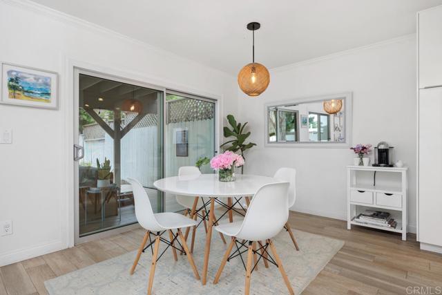 202 Calle De Sereno, Encinitas CA: https://media.crmls.org/mediaz/0879635e-d8f5-4590-9c10-5aa9003f2d9b.jpg