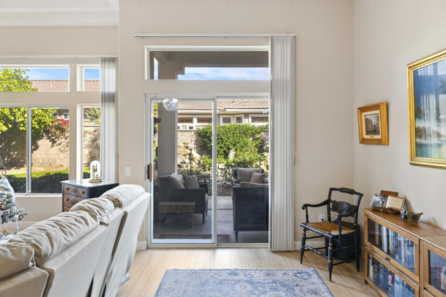 78108 Foxbrook Lane, Palm Desert CA: https://media.crmls.org/mediaz/087970dc-3875-4fbc-a920-7e628870e5f7.jpg