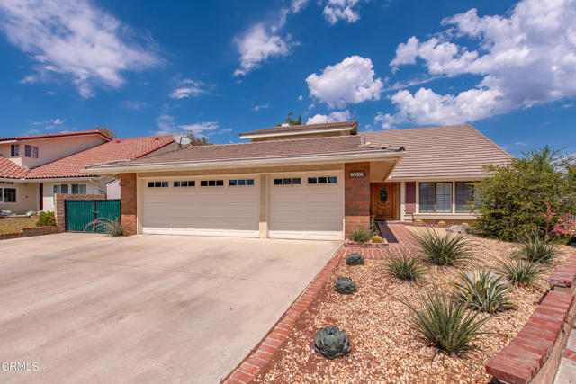 3042 Omega Avenue, Simi Valley CA: https://media.crmls.org/mediaz/0879a827-237d-4edd-87df-1c8c8a90678a.jpg