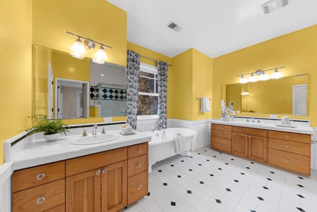 18101 Idylwild Road, Los Gatos CA: https://media.crmls.org/mediaz/0879d860-94fa-4df6-87ec-75d32657f167.jpg