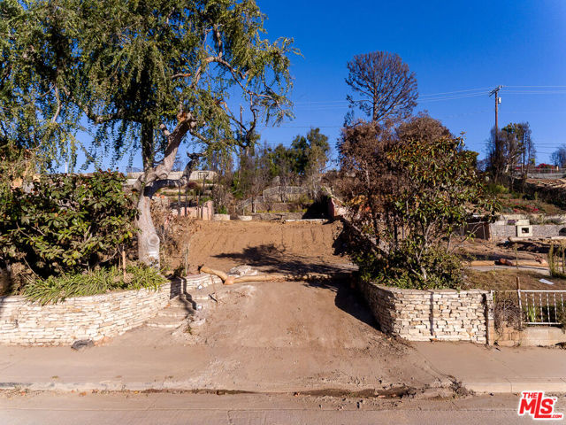 Drew Fenton | 708 Haverford Avenue Pacific Palisades CA | MLS: 7479776