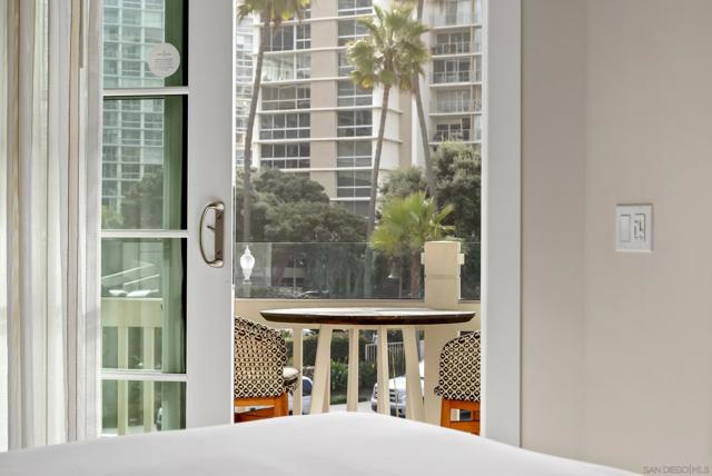 1500 Orange Ave, Coronado CA: https://media.crmls.org/mediaz/087a5027-d110-40d5-a187-daa2add59a9e.jpg