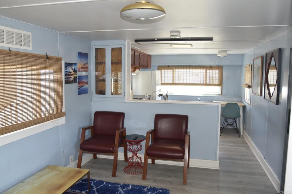 1046 Cleveland Street - photo 6