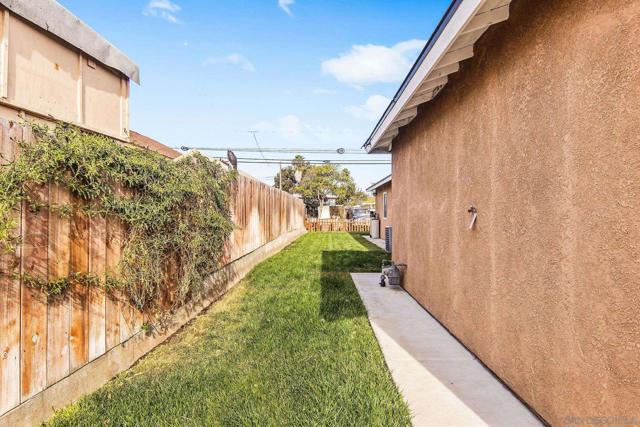 232 E 16Th St, National City, California 91950, 3 Bedrooms Bedrooms, ,2 BathroomsBathrooms,Single Family Residence,For Sale,E 16Th St,250001502SD