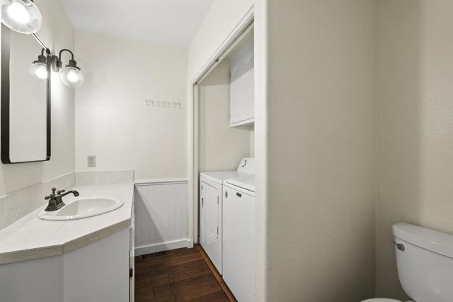 300 Carrera Circle, Aptos CA: https://media.crmls.org/mediaz/087bd5cd-9e5d-4c88-afc4-c6b3eeaf7bf2.jpg