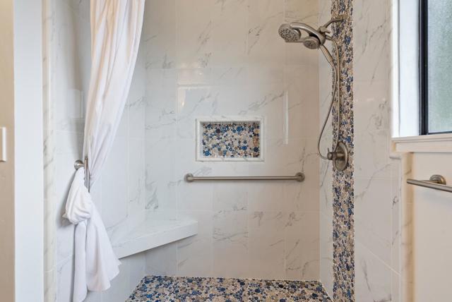 1540 Seascape Boulevard, Aptos CA: https://media.crmls.org/mediaz/087bf173-4793-4075-aeea-aec8e580b62f.jpg