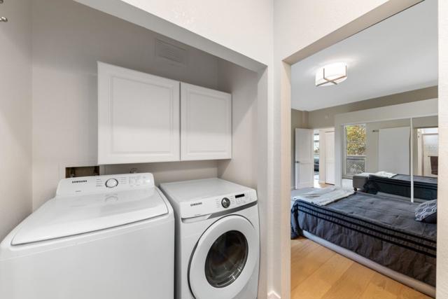 100 Lucky Drive, Corte Madera CA: https://media.crmls.org/mediaz/087c3d8f-e8a5-452e-8422-6d85dbda899c.jpg