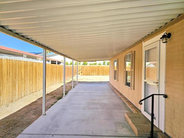 246 S Paseo Laredo, Cathedral City CA: https://media.crmls.org/mediaz/087c5ba7-86be-4b75-83ae-c0d19df03951.jpg