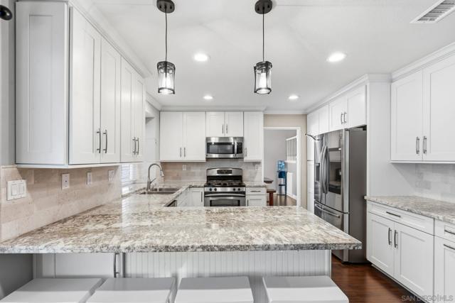 Image 17 of 48 For 30939 Calle Pina Colada