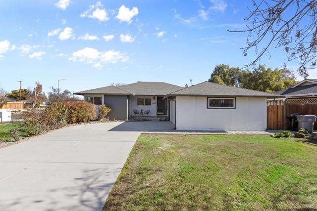 3004 Vistamont Drive, San Jose CA: https://media.crmls.org/mediaz/087d2db9-b934-4b35-bc70-c0542952e7b7.jpg