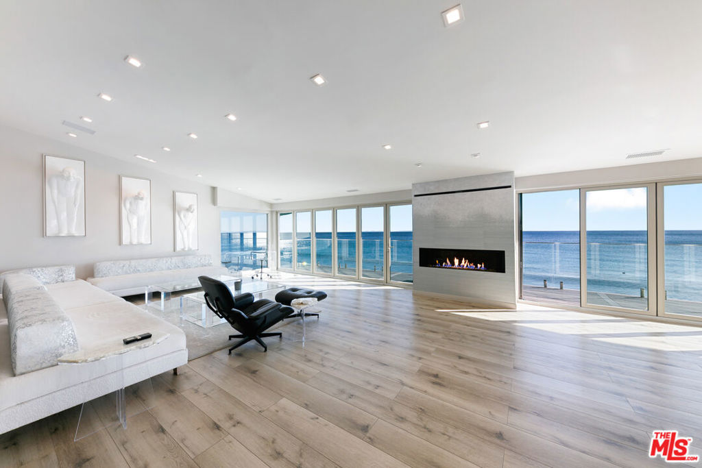 MLS #26975843 image #1