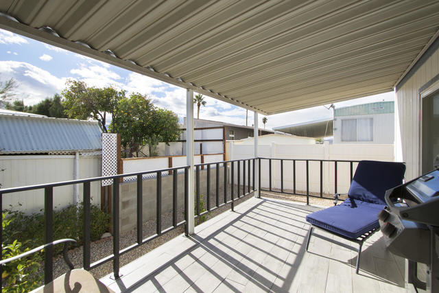 Image 5 of 45 For 14777 Palm Drive  186
