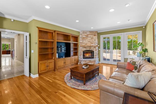 3937 Ronda Road, Pebble Beach CA: https://media.crmls.org/mediaz/087e8c1a-606d-4c59-bdd9-b87bcff2162b.jpg