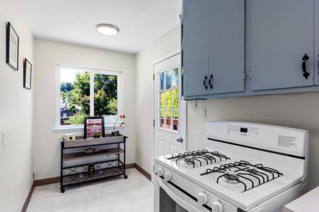 519 Park Boulevard, Millbrae CA: https://media.crmls.org/mediaz/087ef7ce-8d9d-4bd6-a123-87fd95376c1a.jpg