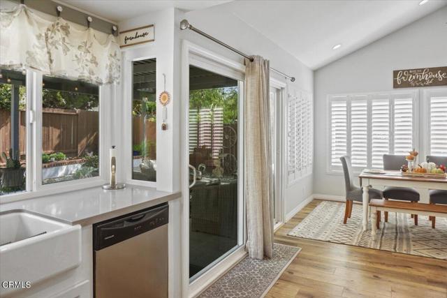 Detail Gallery Image 28 of 44 For 472 Madreselva Ct, Camarillo,  CA 93012 - 4 Beds | 2 Baths