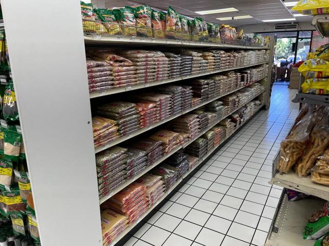 118 118 S Abel Street, Milpitas CA: https://media.crmls.org/mediaz/08816f66-508c-4e54-bbda-a91eb34f4798.jpg