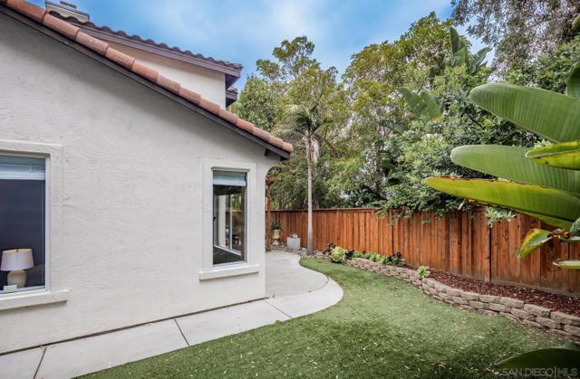 1153 Pacifica Place, Encinitas CA: https://media.crmls.org/mediaz/08818159-2976-49b8-87d7-aebc22624dc4.jpg