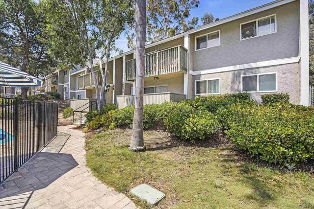 6333 COLLEGE GROVE WAY, San Diego CA: https://media.crmls.org/mediaz/0881c297-cc99-4392-87f3-6d6716097de5.jpg