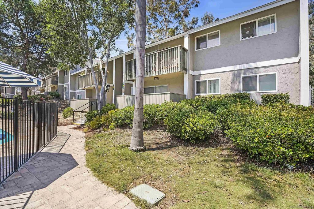 6333 COLLEGE GROVE WAY #13106