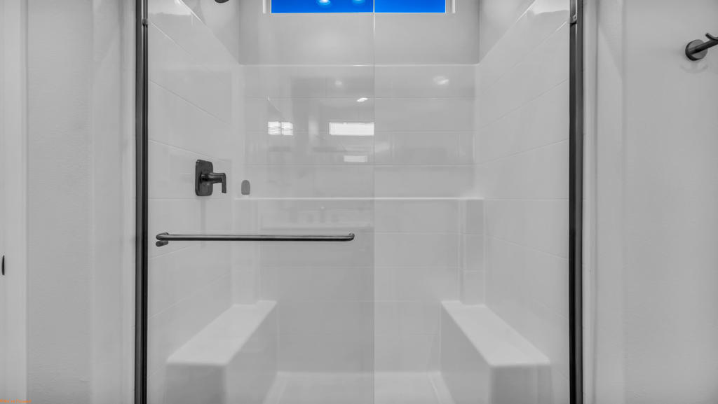 https://media.crmls.org/mediaz/0881cba3-244d-4f93-8f2f-8e965fdf9a01.jpg?preset=X-Large