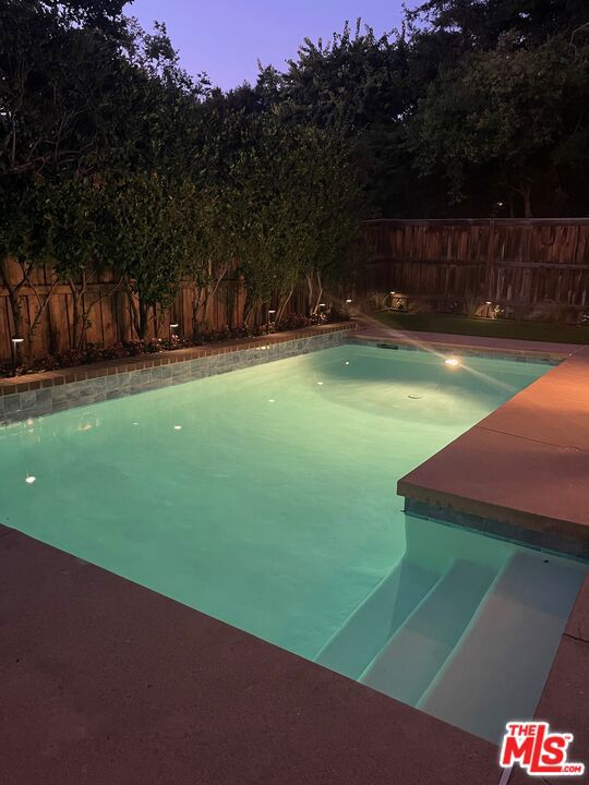 603 Racquet Club Lane, Thousand Oaks CA: https://media.crmls.org/mediaz/08832d8e-1953-4482-bc6f-81ecaabf5cfb.jpg
