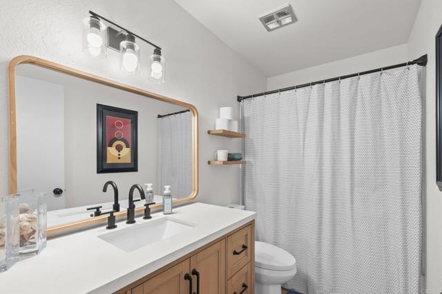 Detail Gallery Image 12 of 39 For 9543 Cottonwood Ave a,  Santee,  CA 92071 - 2 Beds | 1/1 Baths