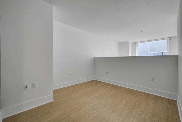 74 New Montgomery Street, San Francisco CA: https://media.crmls.org/mediaz/0887bc8b-8bcc-44ff-8e56-419f5c1d1d76.jpg