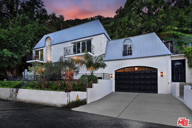 1839 North Beverly Drive photo 3