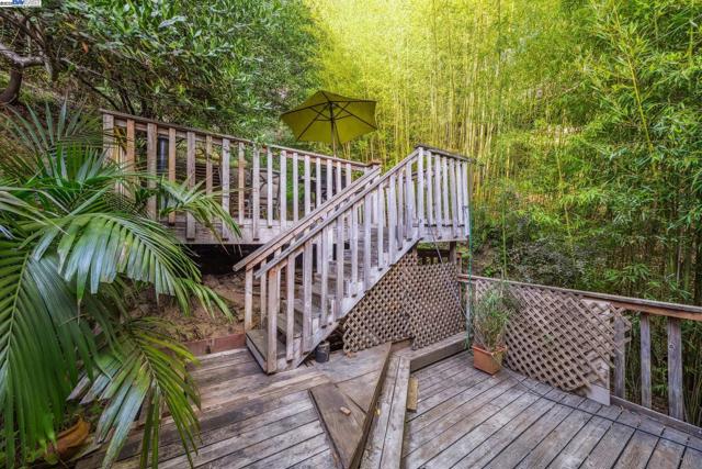 7171 HOMEWOOD DRIVE, Oakland CA: https://media.crmls.org/mediaz/088930ae-5078-4f1a-98f5-06fbdf82dc2e.jpg