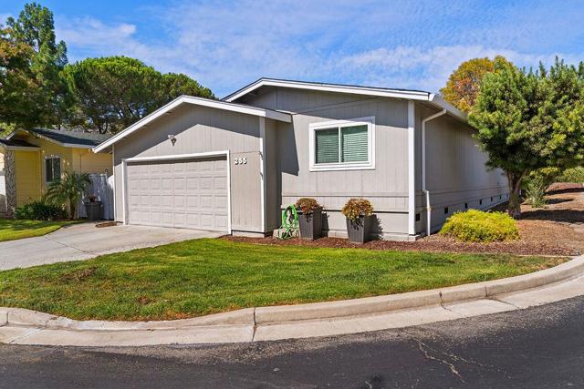 255 Mountain Springs Drive, San Jose CA: https://media.crmls.org/mediaz/088979a3-3108-4953-bb6e-60b3f034ac32.jpg