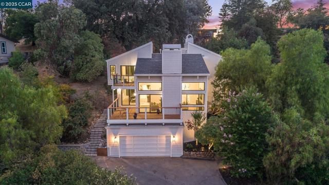 189 Rudgear Drive, Walnut Creek CA: https://media.crmls.org/mediaz/0889dcf7-4197-458a-a0fe-09c593297f9c.jpg