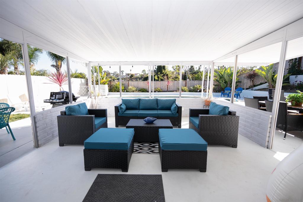 MLS #250037133SD image #15