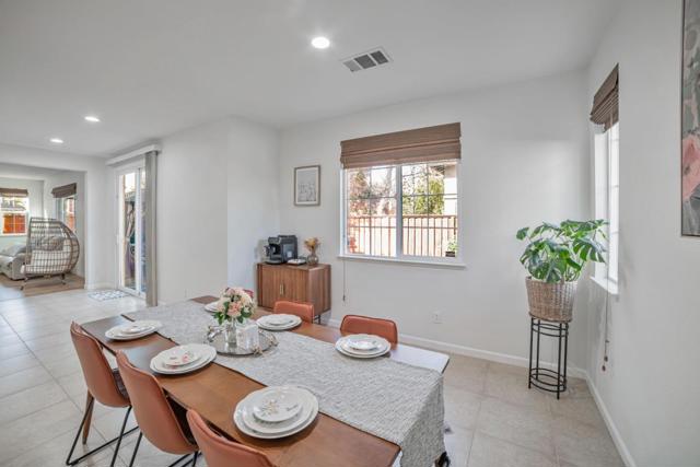 711 W Glendora Avenue, Mountain House CA: https://media.crmls.org/mediaz/088adc96-cfe6-4645-a473-9b4aa68d813e.jpg