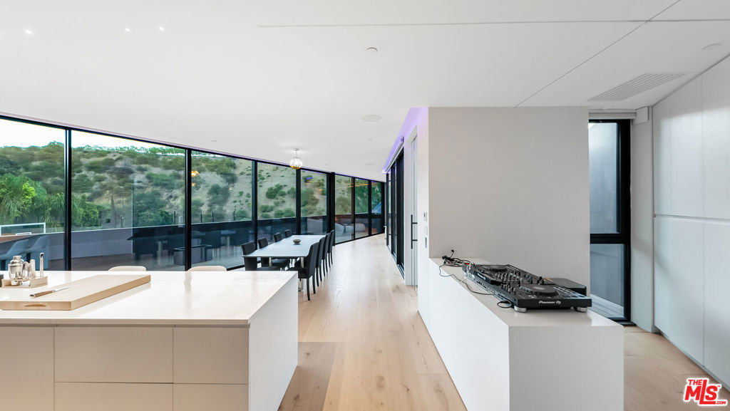 MLS #26986379 image #17