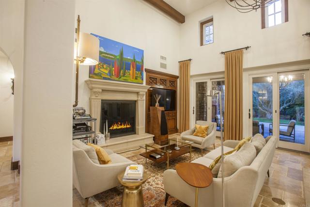 7031 Calle Portone, Rancho Santa Fe CA: https://media.crmls.org/mediaz/088bef2c-358b-485a-835e-4ae67b197f84.jpg