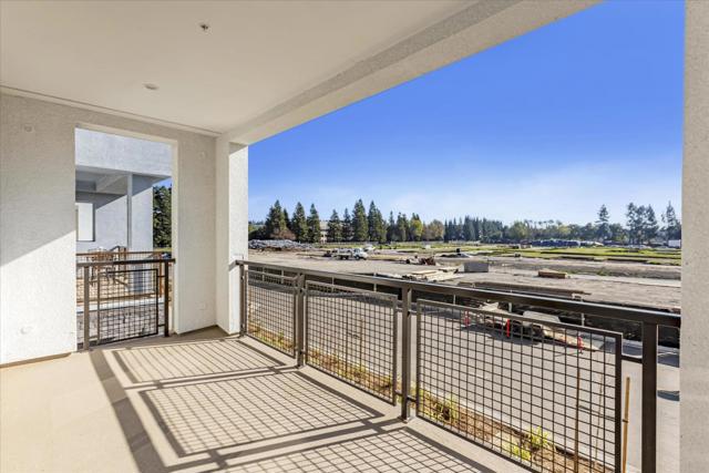 1005 Sinopia Terrace, San Ramon CA: https://media.crmls.org/mediaz/088befd5-e8e2-412a-bf14-10be0b15a8a3.jpg