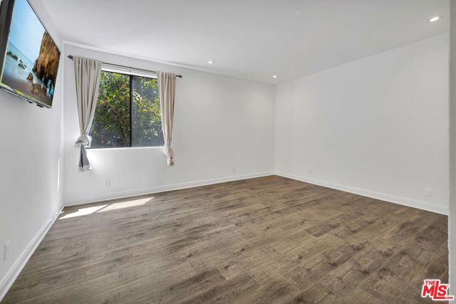 8455 Fountain Avenue, West Hollywood CA: https://media.crmls.org/mediaz/088e2b37-cb0d-4edc-9c16-8ba39d2f62d5.jpg