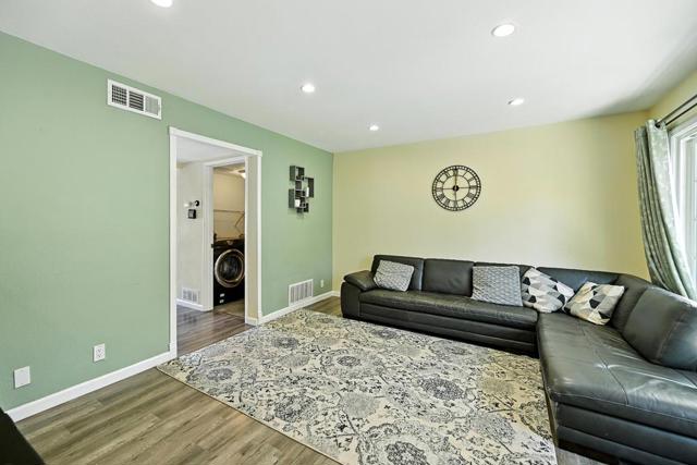 4423 Corto Monterey, Union City CA: https://media.crmls.org/mediaz/088ec769-9b10-4f0b-bfbf-201a9d197f03.jpg
