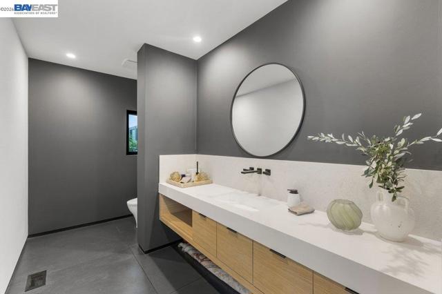 Image 14 of 60 For 2525 Biltmore Dr