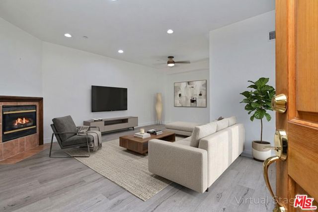 8800 Etiwanda Avenue, 7 photo 6