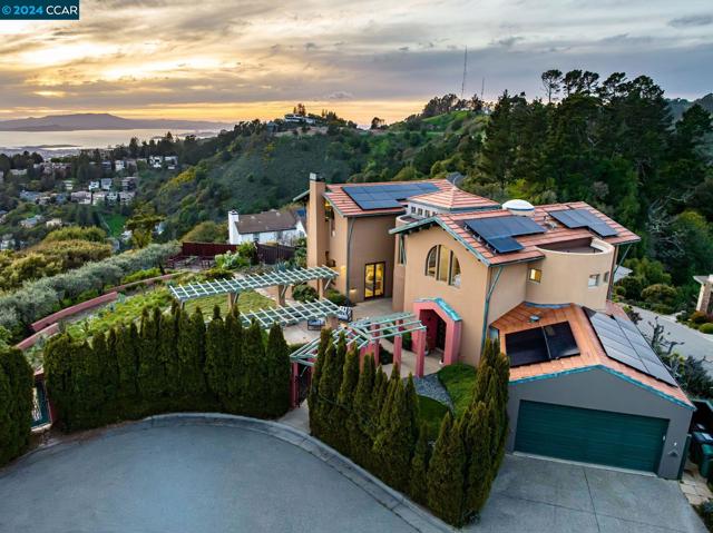Details for 5 Woodside Way, Oakland, CA 94611