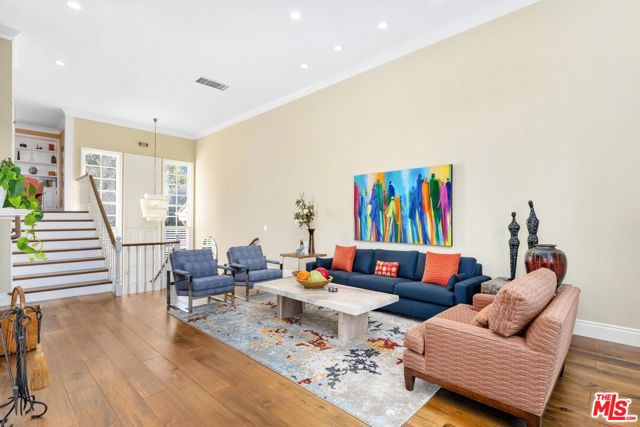 Drew Fenton | 2270 The Terrace Los Angeles CA | MLS: 7163298