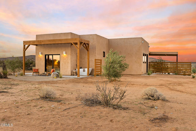 60679 Trentwood Drive, Joshua Tree CA: https://media.crmls.org/mediaz/08933d1c-57fa-4970-8fb8-8b01bdc4f3f6.jpg